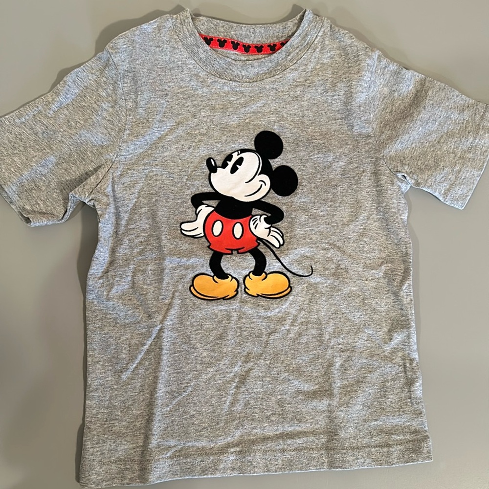 3/$15 Felt Mickey Disney Shirt